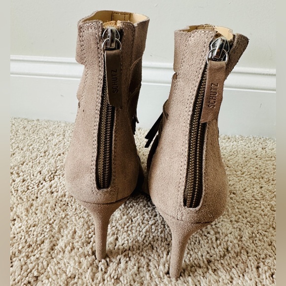 SCHUTZ Tan Genuine Leather Fringe Gladiator Sandal Heels Size 8.5B - Picture 7 of 12